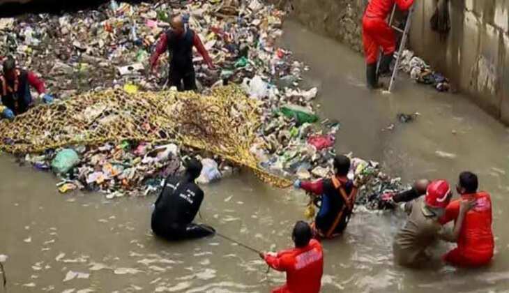 ആമയിഴഞ്ചാൻ തോട്ടിലെ മാലിന്യത്തിന്റെ ഉത്തരവാദി ആര്; പരസ്പരം പഴിചാരി കോർപ്പറേഷനും റെയിൽവേയും