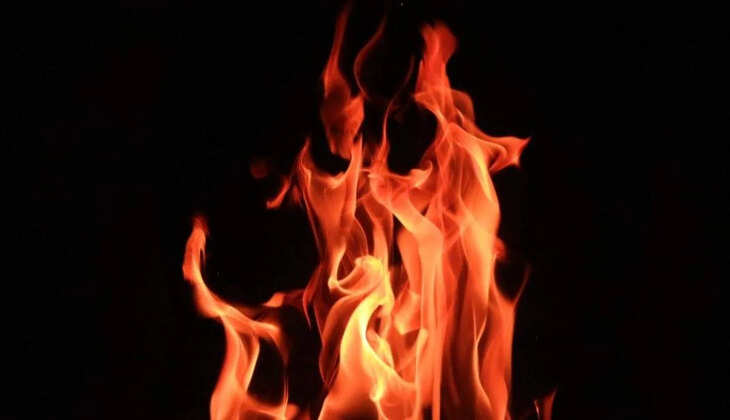 തിരുവനന്തപുരത്ത് പടക്ക വിൽപ്പനശാലക്ക് തീപിടിച്ച് ഒരാൾക്ക് ഗുരുതര പരുക്ക്