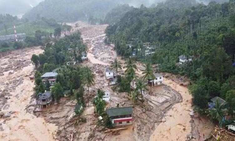 മണിക്കൂറുകൾ പിന്നിടുന്നതോടെ ആശങ്ക വർധിക്കുന്നു; നൂറുകണക്കിനാളുകൾ ഇപ്പോഴും കുടുങ്ങിക്കിടക്കുന്നു
