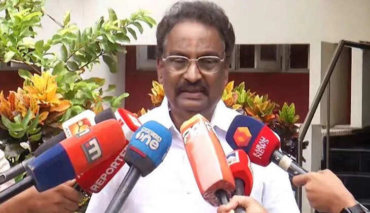 കുഞ്ഞാലിയെ കൊന്ന ആര്യാടനെ സ്ഥാനാർഥിയാക്കിയിട്ടുണ്ട്; സ്ഥാനാർഥി പ്രഖ്യാപനം ഇന്നെന്ന് എകെ ബാലൻ