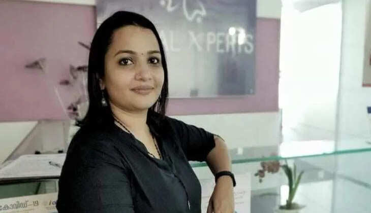 കാക്കനാട് ദന്തൽ ഡോക്ടറെ ഫ്‌ളാറ്റിൽ തൂങ്ങിമരിച്ച നിലയിൽ കണ്ടെത്തി