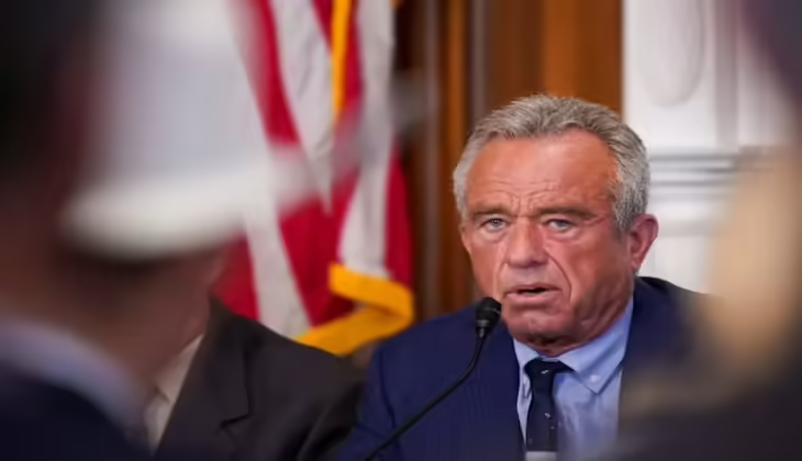 ഫ്ലൂ വാക്സിനുകളിൽ നിന്ന് വിവാദപരമായ ഘടകം നീക്കം ചെയ്യാൻ അംഗീകാരം നൽകി റോബർട്ട് എഫ്. കെന്നഡി ജൂനിയർ