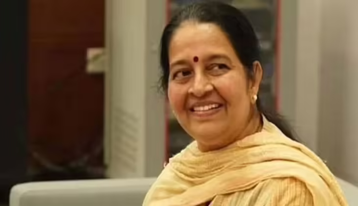നിറചിരിയോടെ ഉമ തോമസ്; 46 ദിവസത്തിന് ശേഷം ആശുപത്രി വിട്ടു