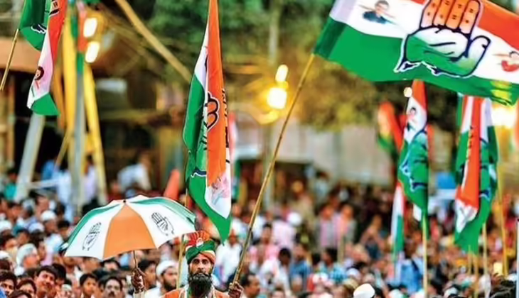 ഇതിലും മികച്ച വാഗ്ദാനം ഇനി സ്വപ്‌നങ്ങളില്‍ മാത്രം; 500 രൂപക്ക് എല്‍ പി ജി സിലിന്‍ഡര്‍; സ്ത്രീകള്‍ക്ക് 2,500 രൂപ യുവാക്കള്‍ക്ക് 8,500 രൂപ