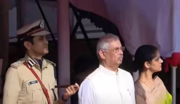 റിപ്പബ്ലിക് ദിനാഘോഷ ചടങ്ങിനിടെ തിരുവനന്തപുരം സിറ്റി പൊലീസ് കമ്മീഷണര്‍ കുഴഞ്ഞു വീണു