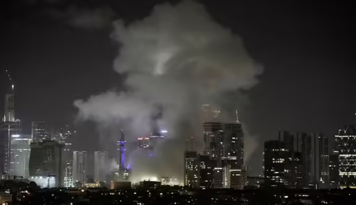 ഇസ്രായേലിലേക്ക് ഇറാൻ മിസൈൽ ആക്രമണം; അഞ്ച് പേർക്ക് പരിക്ക്, സ്ഫോടന ശബ്ദങ്ങൾ മുഴങ്ങി: യുദ്ധഭീതിയിൽ പശ്ചിമേഷ്യ