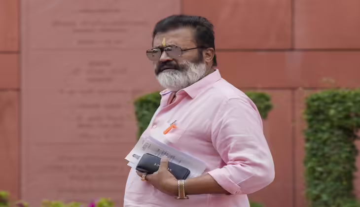 കേരളം പാസാക്കിയ വഖഫ് ഭേദഗതി ബിൽ അറബിക്കടലിൽ മുങ്ങും; സുരേഷ് ഗോപി