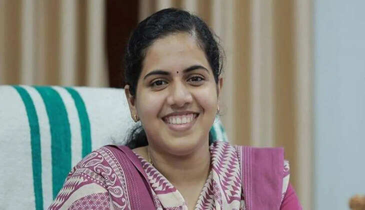മേയറുടെ പെരുമാറ്റം അഹങ്കാരം നിറഞ്ഞത്; ആര്യാ രാജേന്ദ്രന് സിപിഎം ജില്ലാ കമ്മിറ്റിയിൽ വിമർശനം