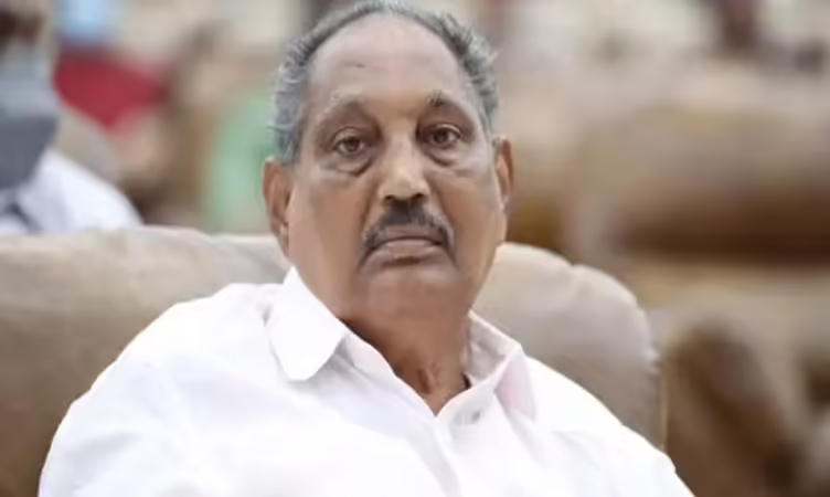 വയനാട് ഡിസിസി പ്രസിഡന്റ് എൻ ഡി അപ്പച്ചന് പാർട്ടി പരിപാടിക്കിടെ മർദനം