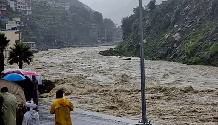 പാകിസ്ഥാനിൽ മിന്നൽപ്രളയം; 24 മണിക്കൂറിനിടെ 18 മരണം: കനത്ത നാശനഷ്ടം