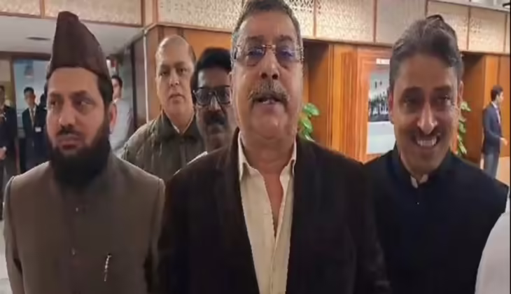 പ്രതിപക്ഷ എംപിമാരെ സംയുക്ത പാര്ലമെന്ററി സമിതി യോഗത്തില് നിന്ന് സസ്പെന്ഡ് ചെയ്തു: രാജ്യത്ത് അപ്രഖ്യാപിത അടിയന്തരാവസ്ഥയെന്ന് പ്രതിപക്ഷം