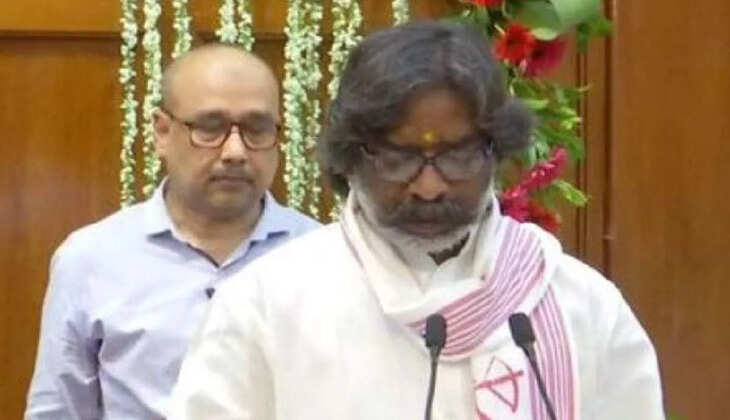 ഹേമന്ത് സോറൻ ജാർഖണ്ഡിൻ്റെ 13-ാമത് മുഖ്യമന്ത്രിയായി സത്യപ്രതിജ്ഞ ചെയ്തു