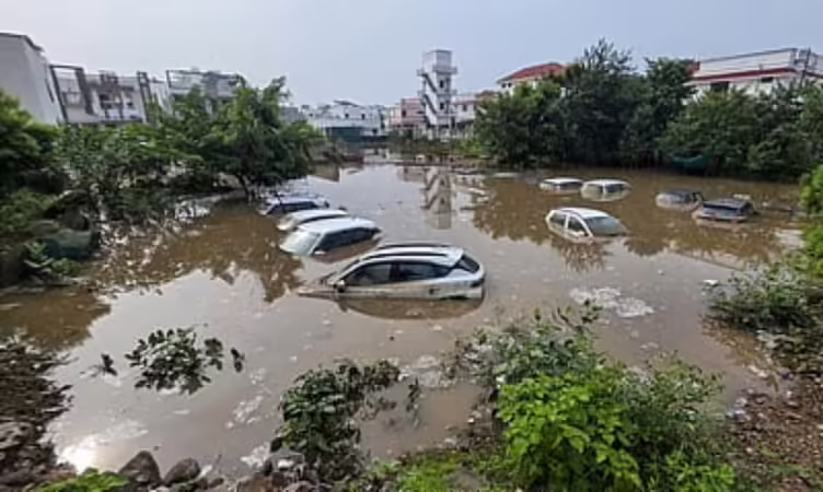 ഇന്ത്യയിൽ സെപ്റ്റംബറിൽ ശക്തമായ മഴയ്ക്ക് സാധ്യത; മിന്നൽ പ്രളയത്തിനും മണ്ണിടിച്ചിലിനും സാധ്യതയെന്ന് ഐഎംഡി മുന്നറിയിപ്പ്